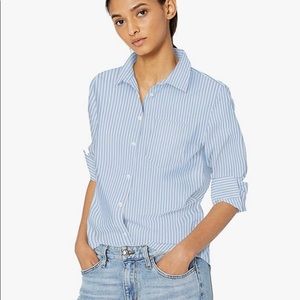 Amazon Essentials Women’s Classic-Fit Long-Sleeve Button-Down Poplin Shirt